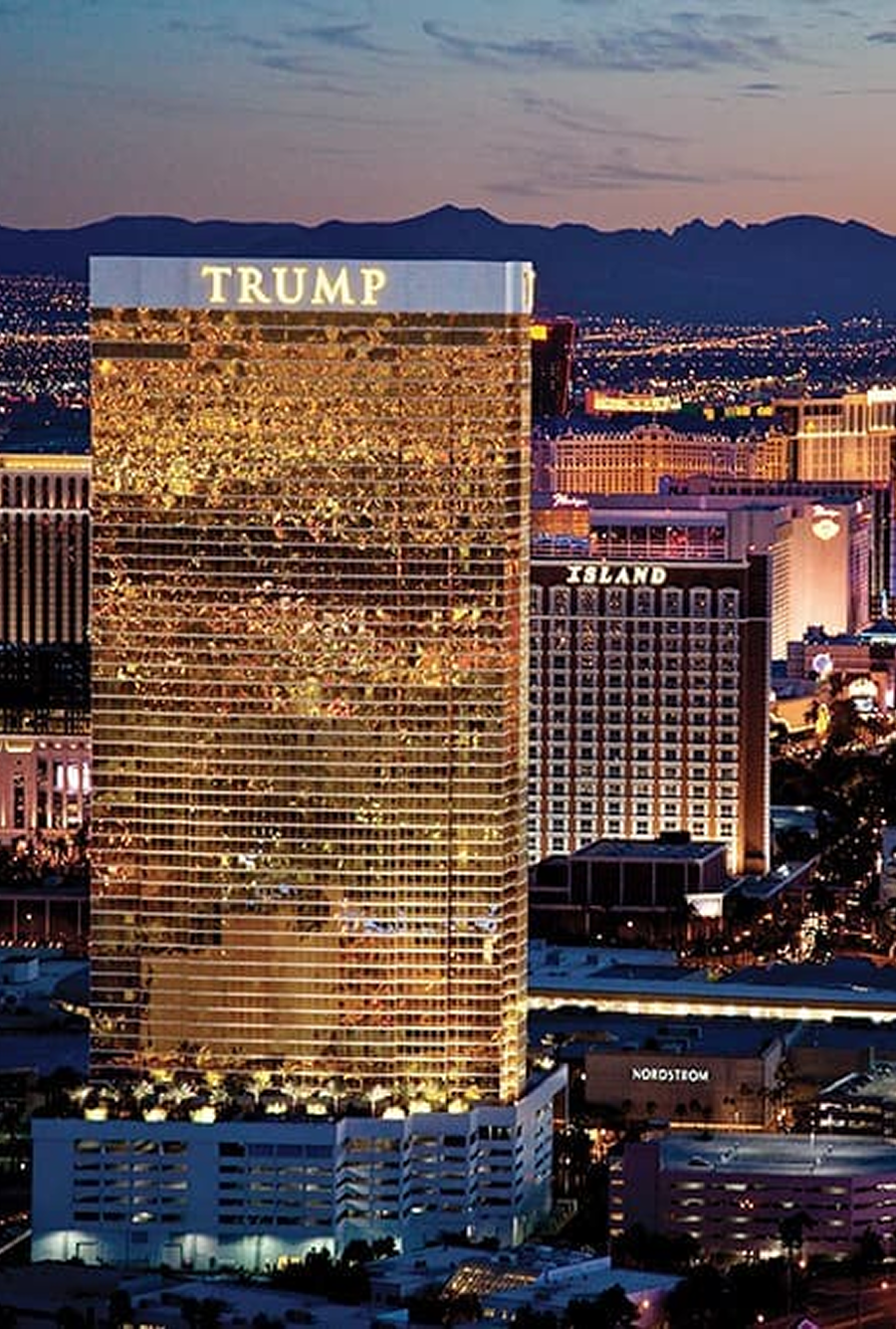 Panoramic Strip,<br> Mountain & City Views